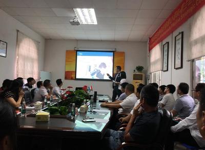 兴达动物药业与荷兰匹克灵公司携手，共推消毒剂产品技术革新